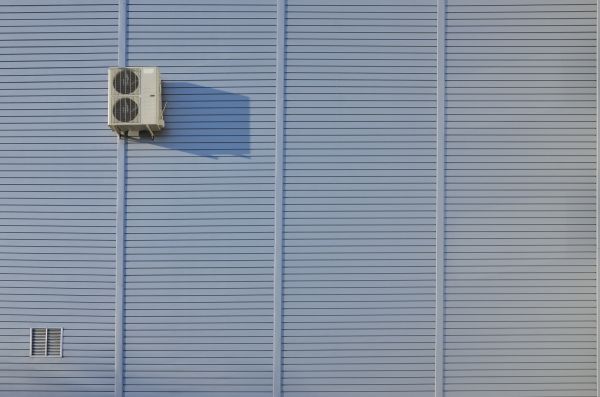 Cost of Flat Metal Siding Installation in Kansas City
